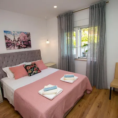 Idis Holiday Home Omiš Zewnętrze zdjęcie